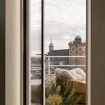 Hotel 1 5*